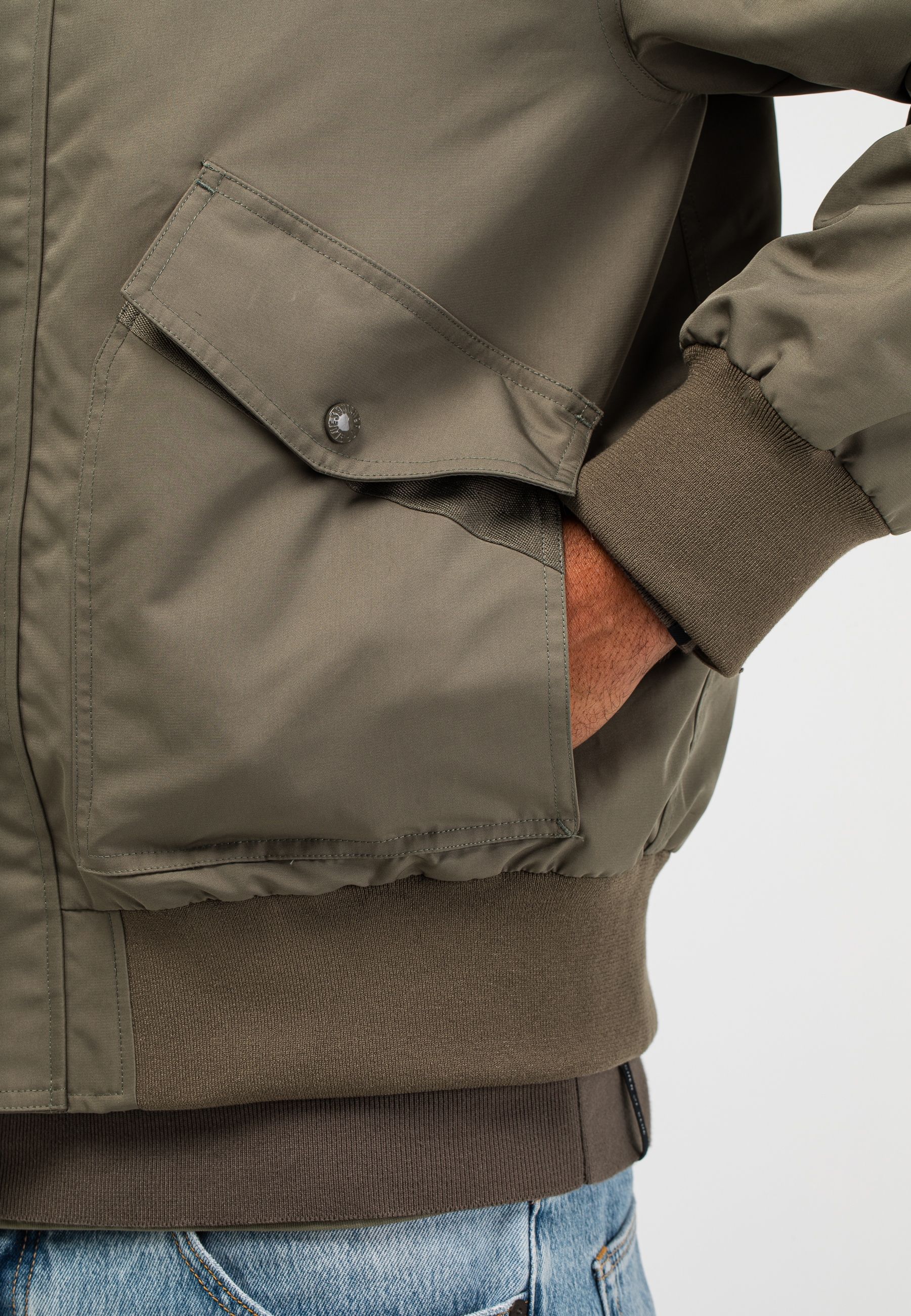 Carlos Flight Bomber