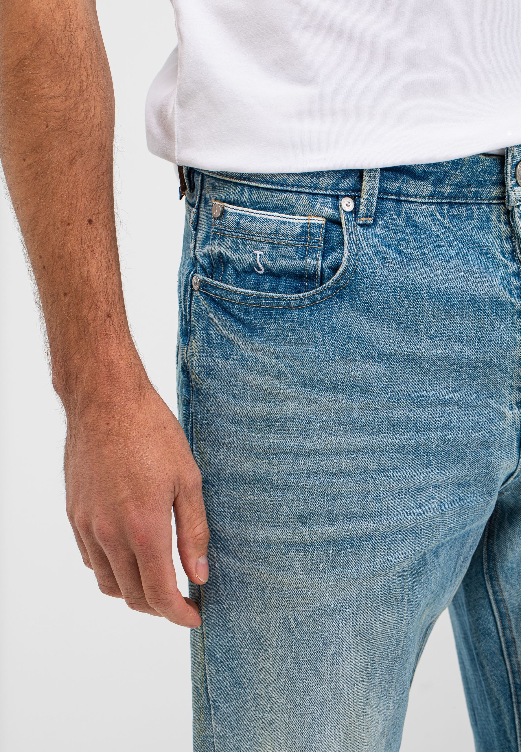 Berkley Loose Void  Med Aged