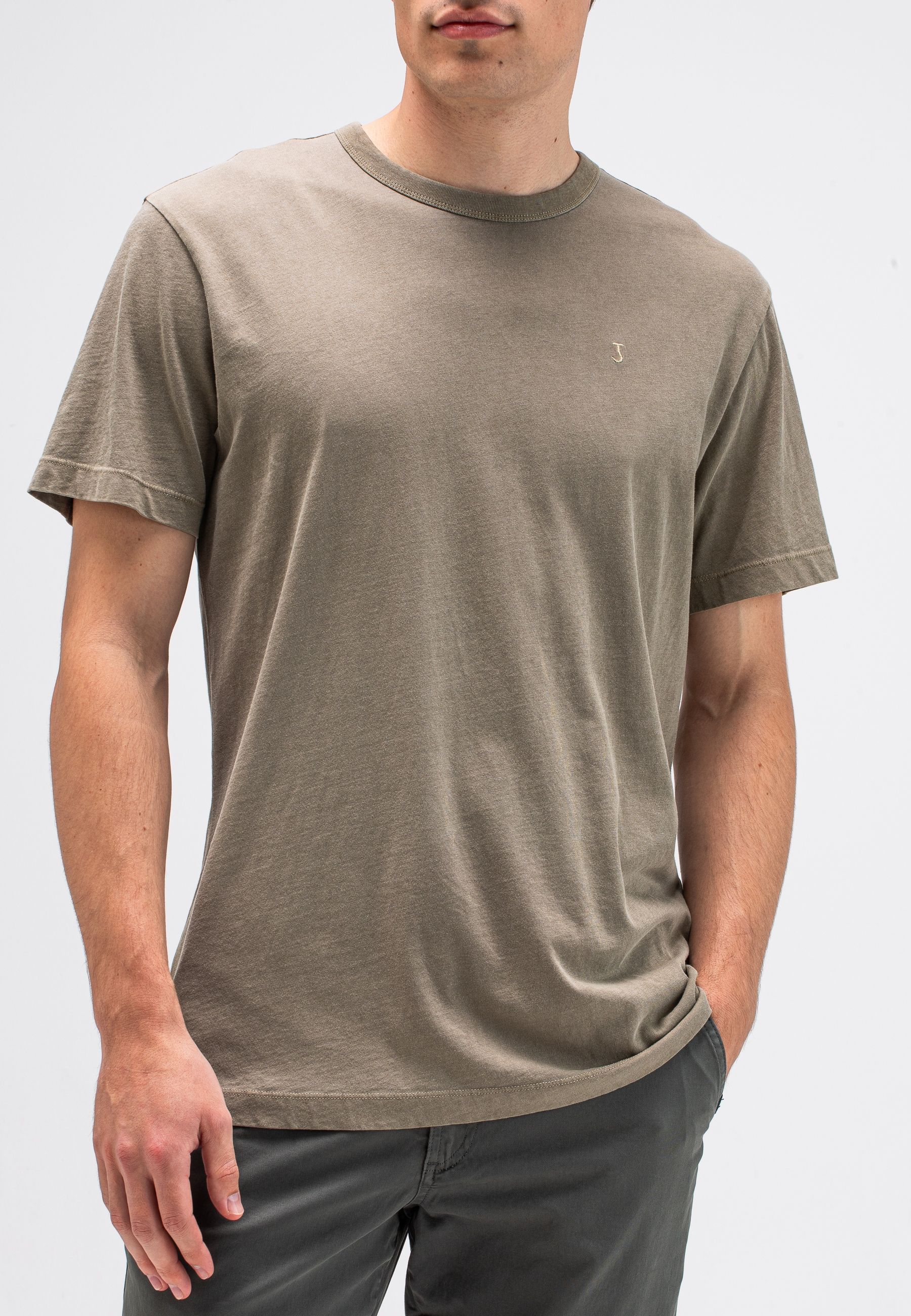 Cali Tee
