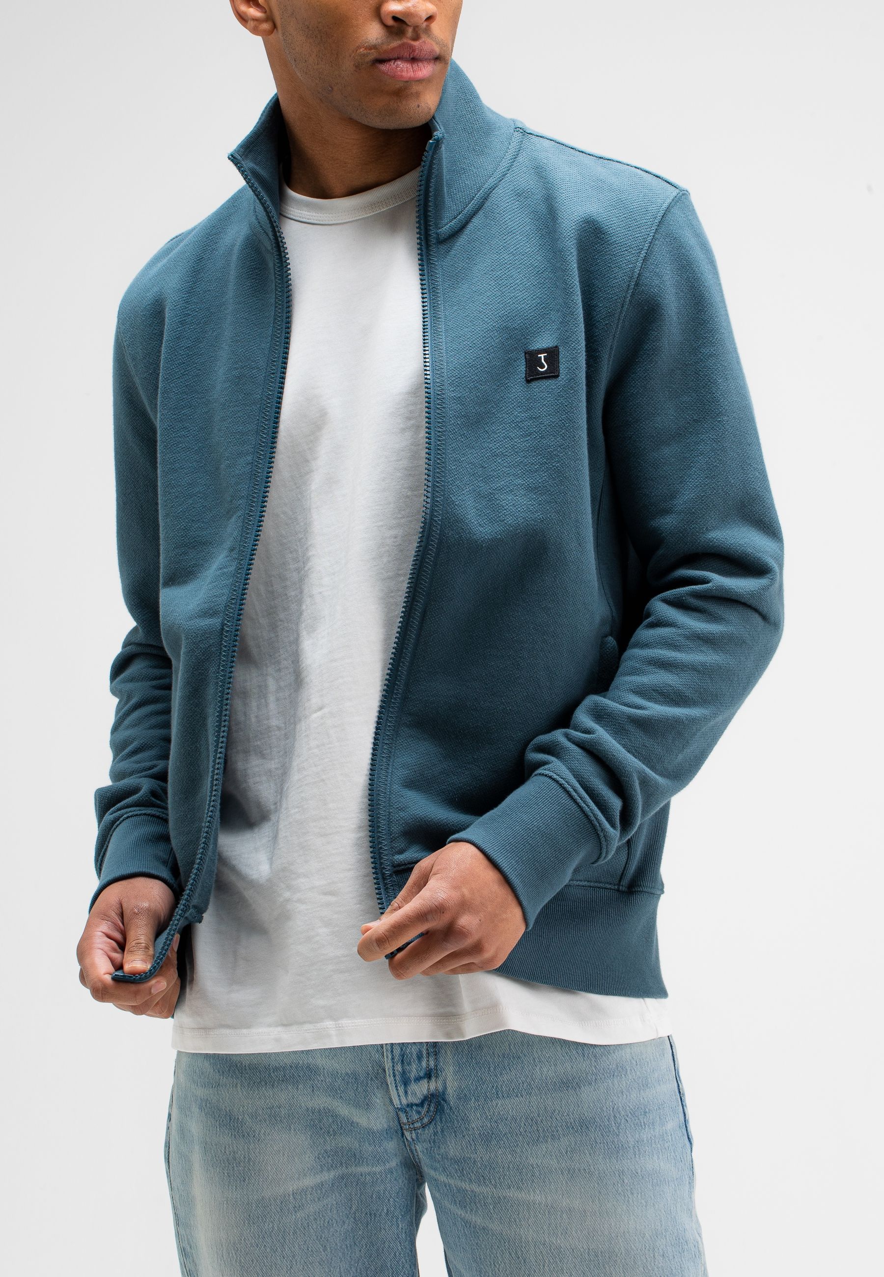 Sweatflix Cardigan