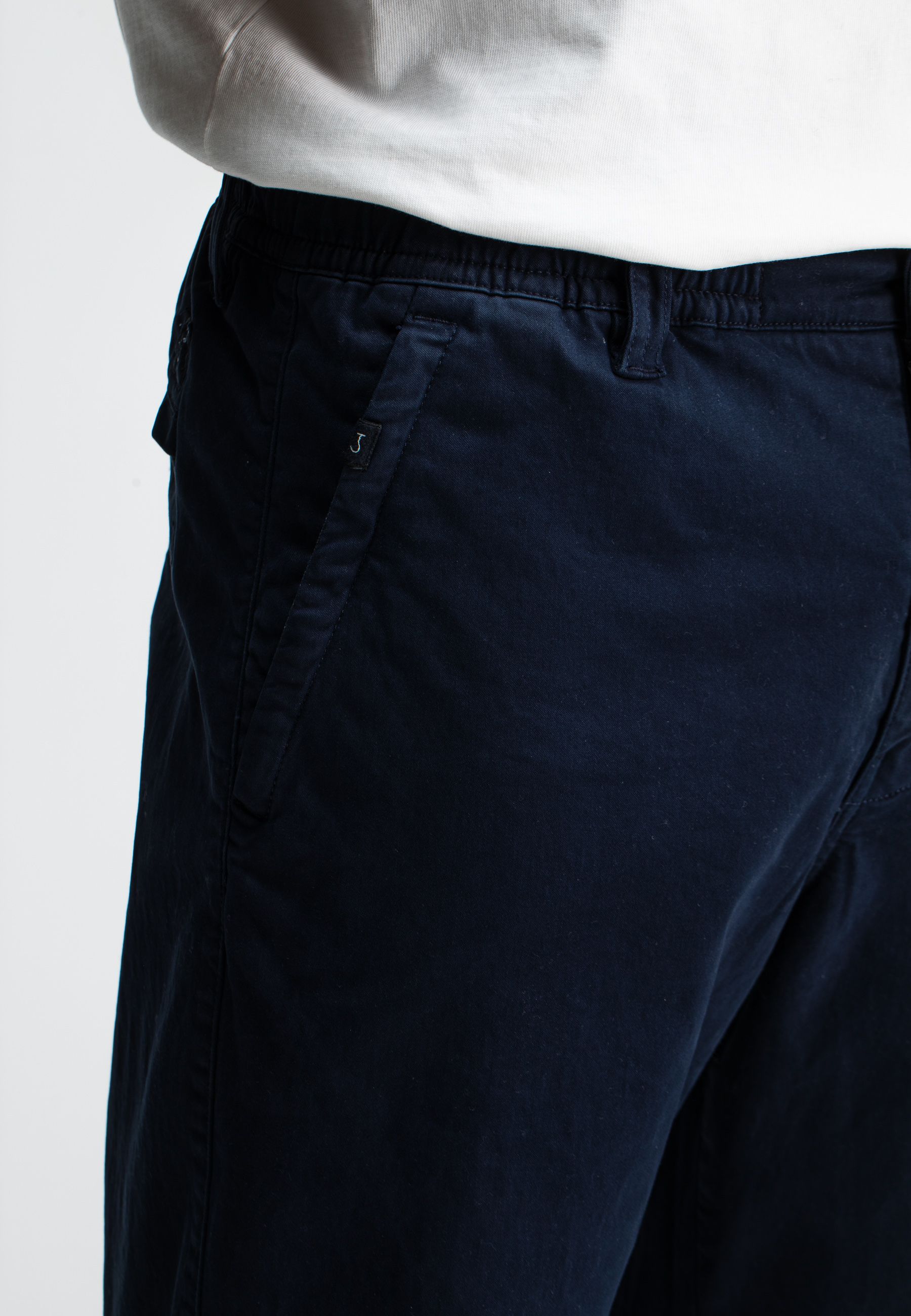 Tristan Sateen Chino