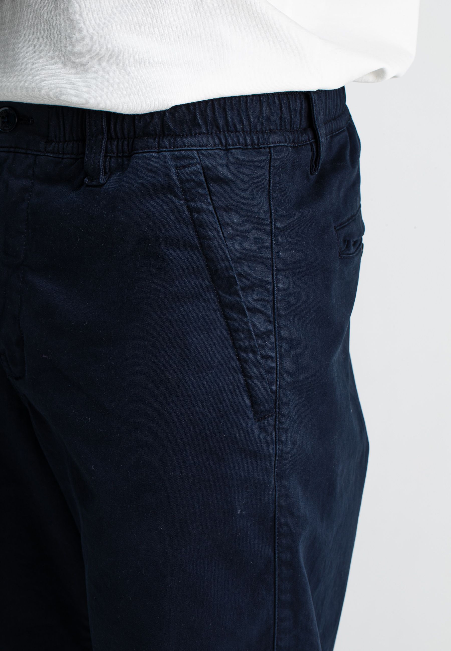 Tristan Sateen Chino
