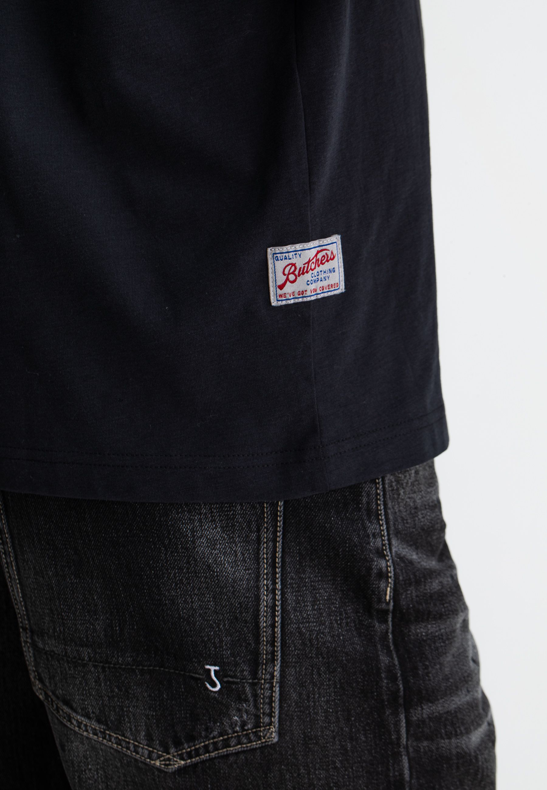 Kuro Loose Tee
