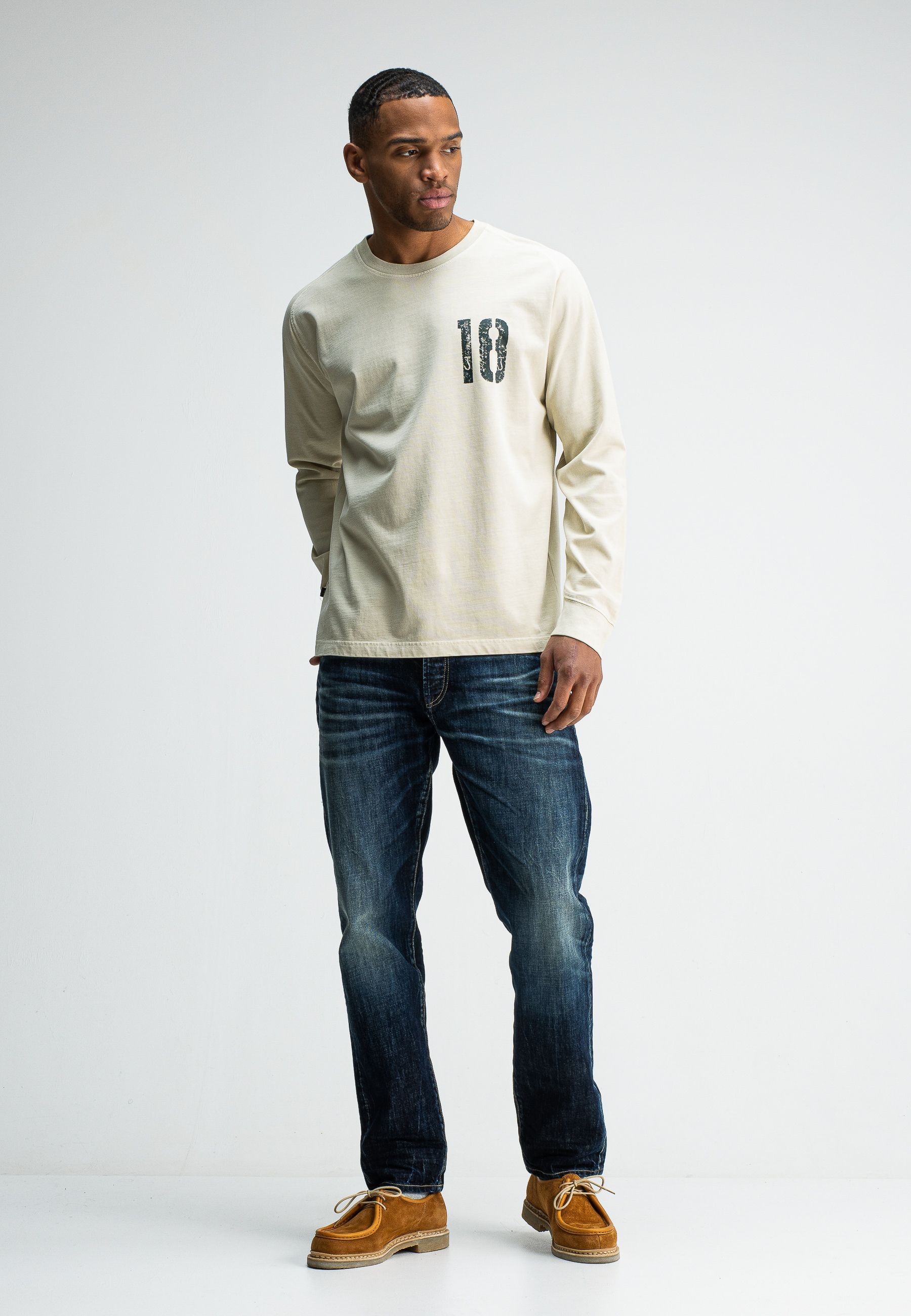 Army 18 Bob Loose Tee LS