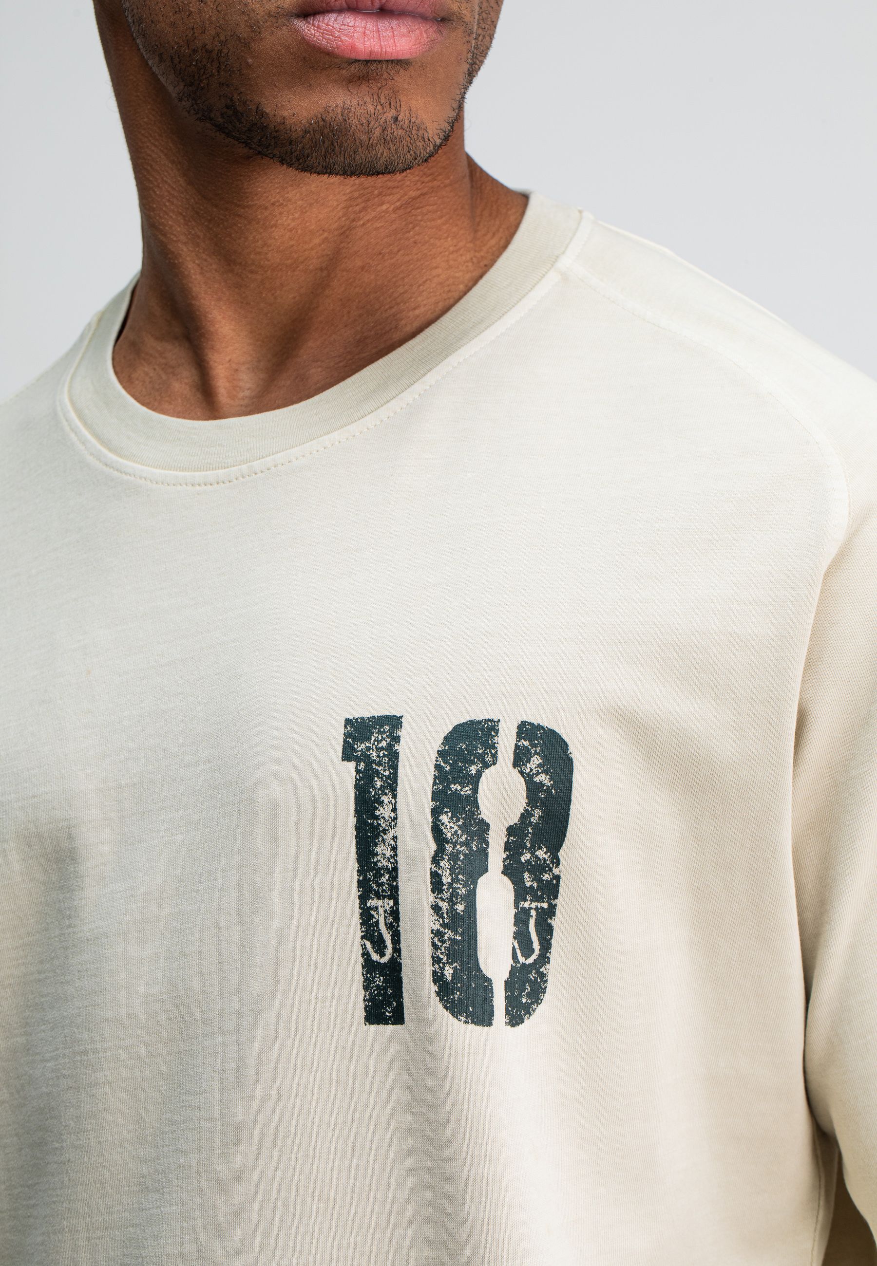Army 18 Bob Loose Tee LS