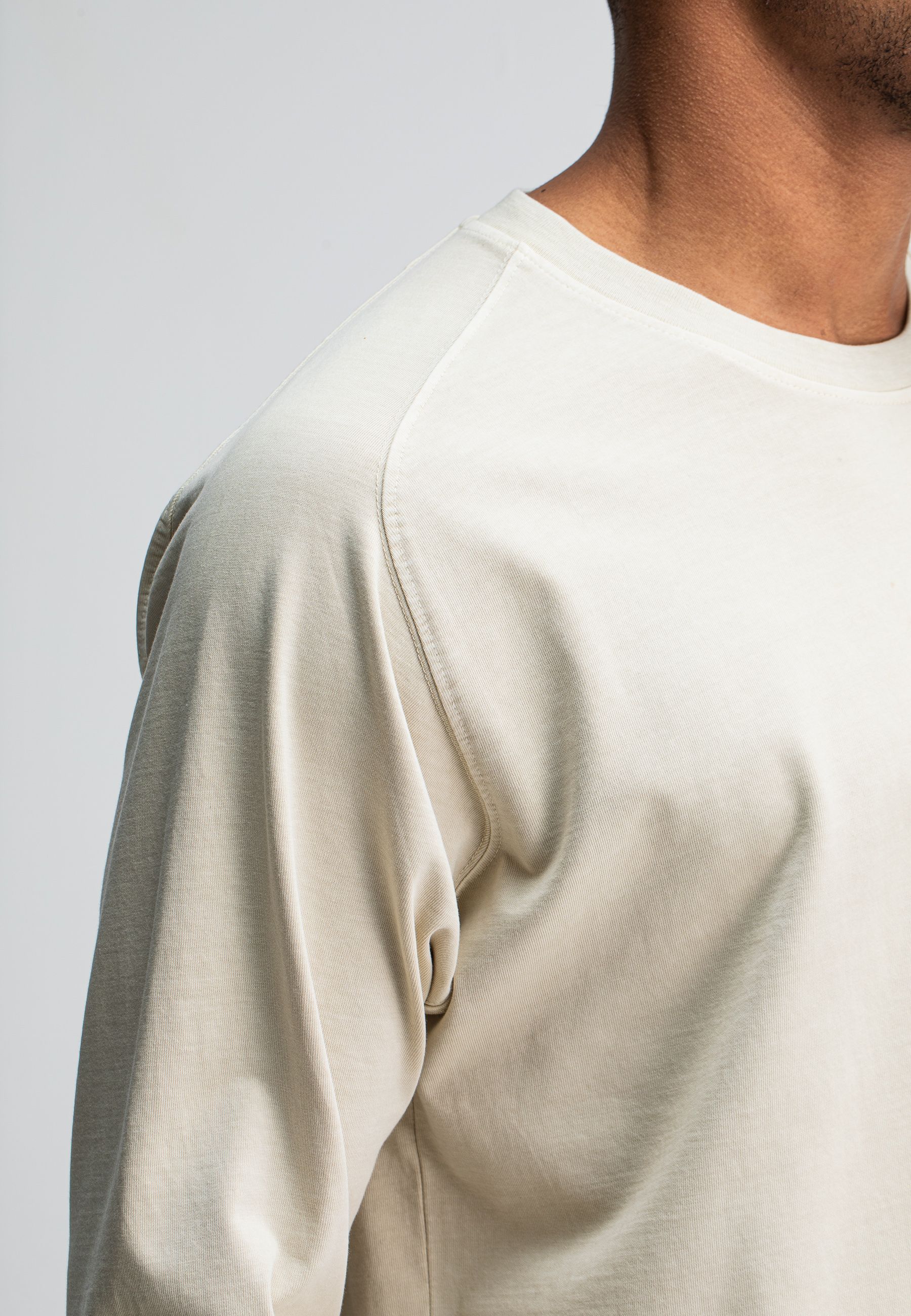 Army 18 Bob Loose Tee LS