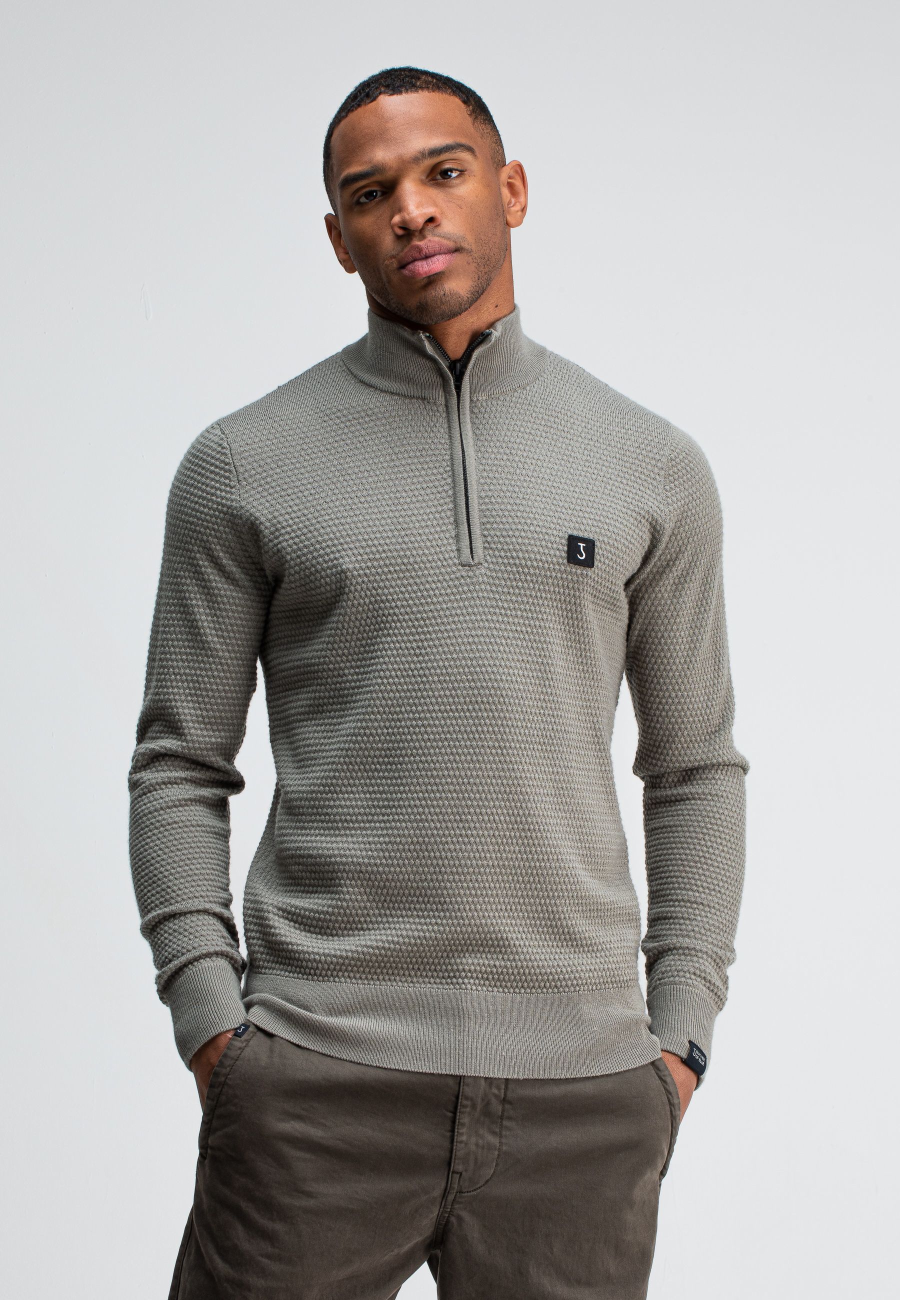 Structure Halfzip