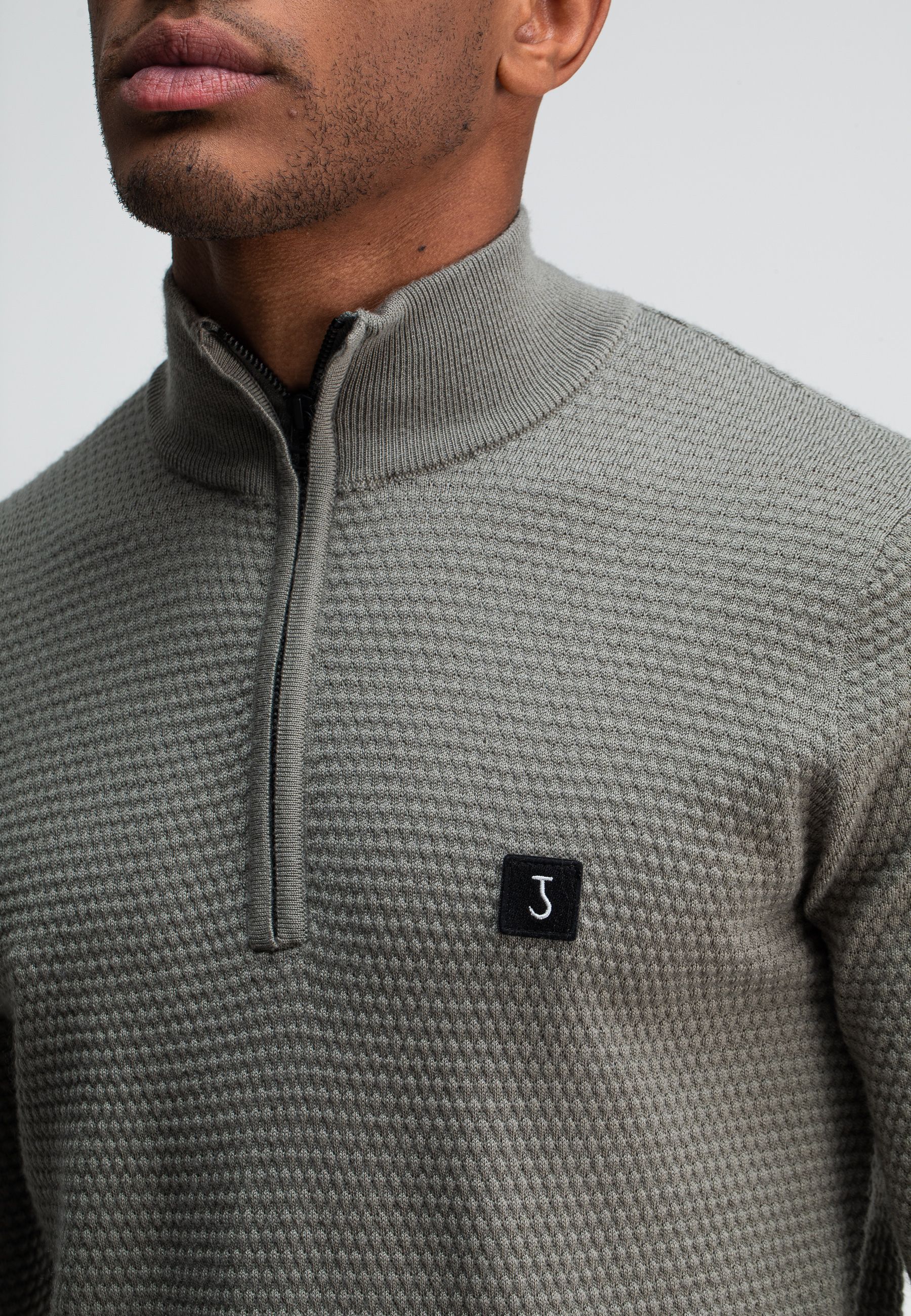Structure Halfzip
