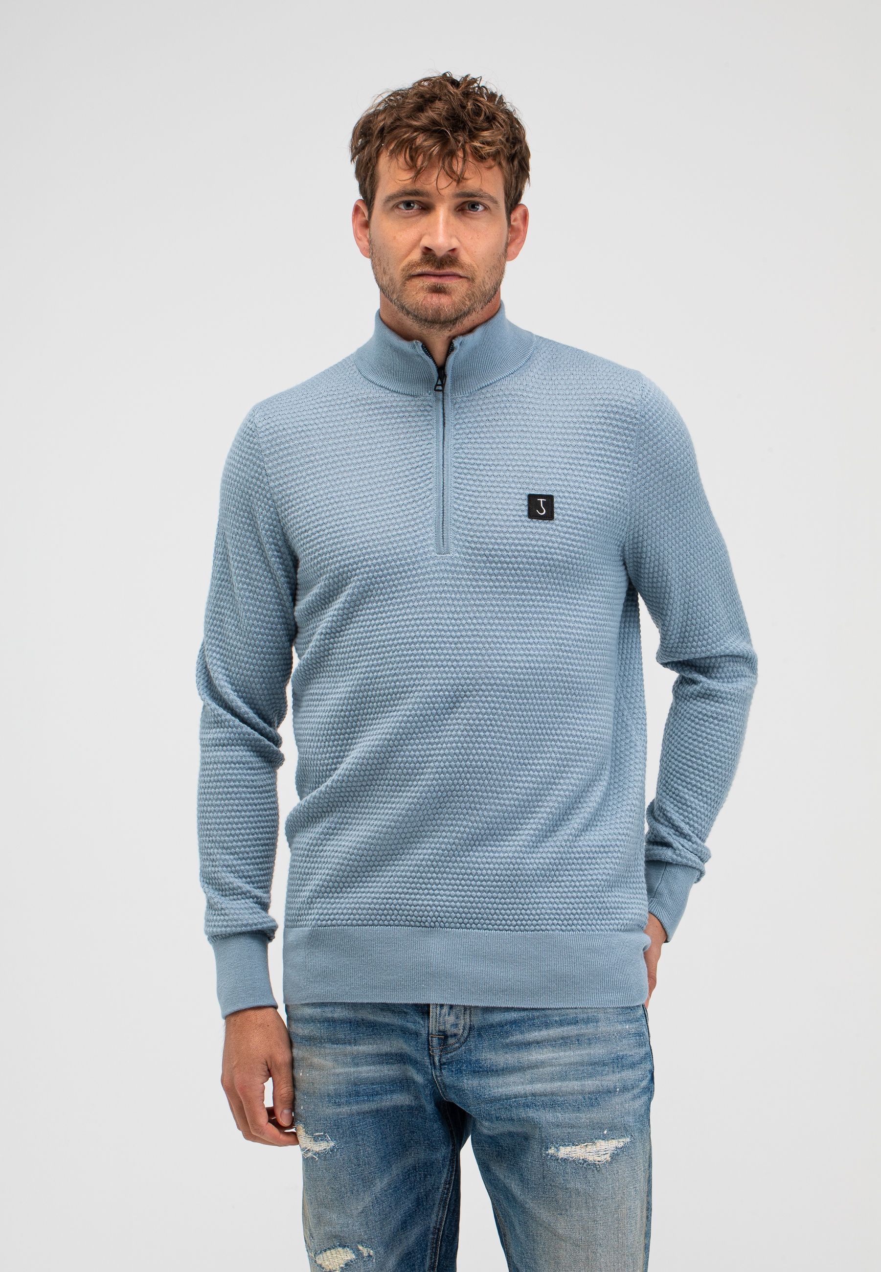 Structure Halfzip