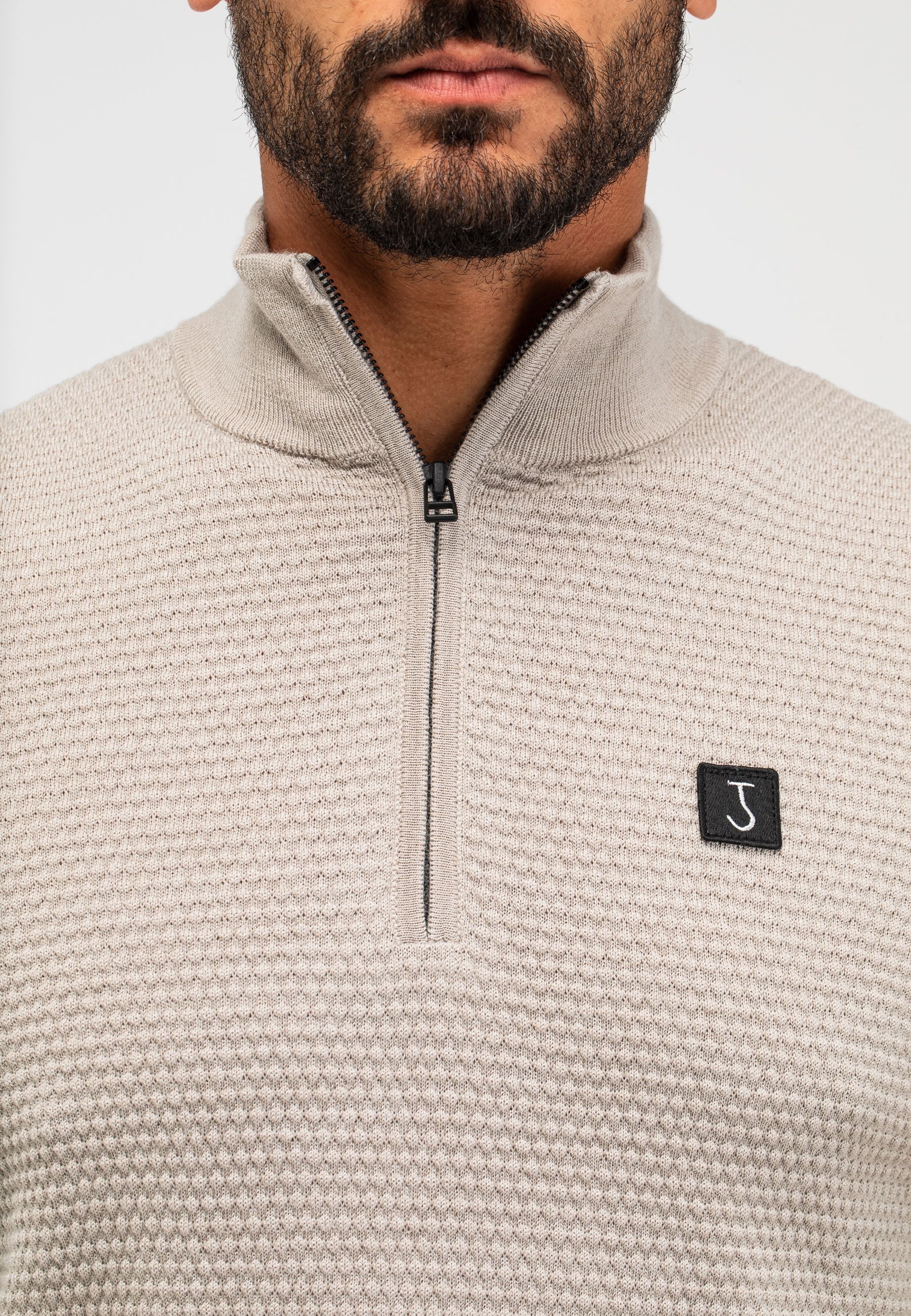 Structure Halfzip