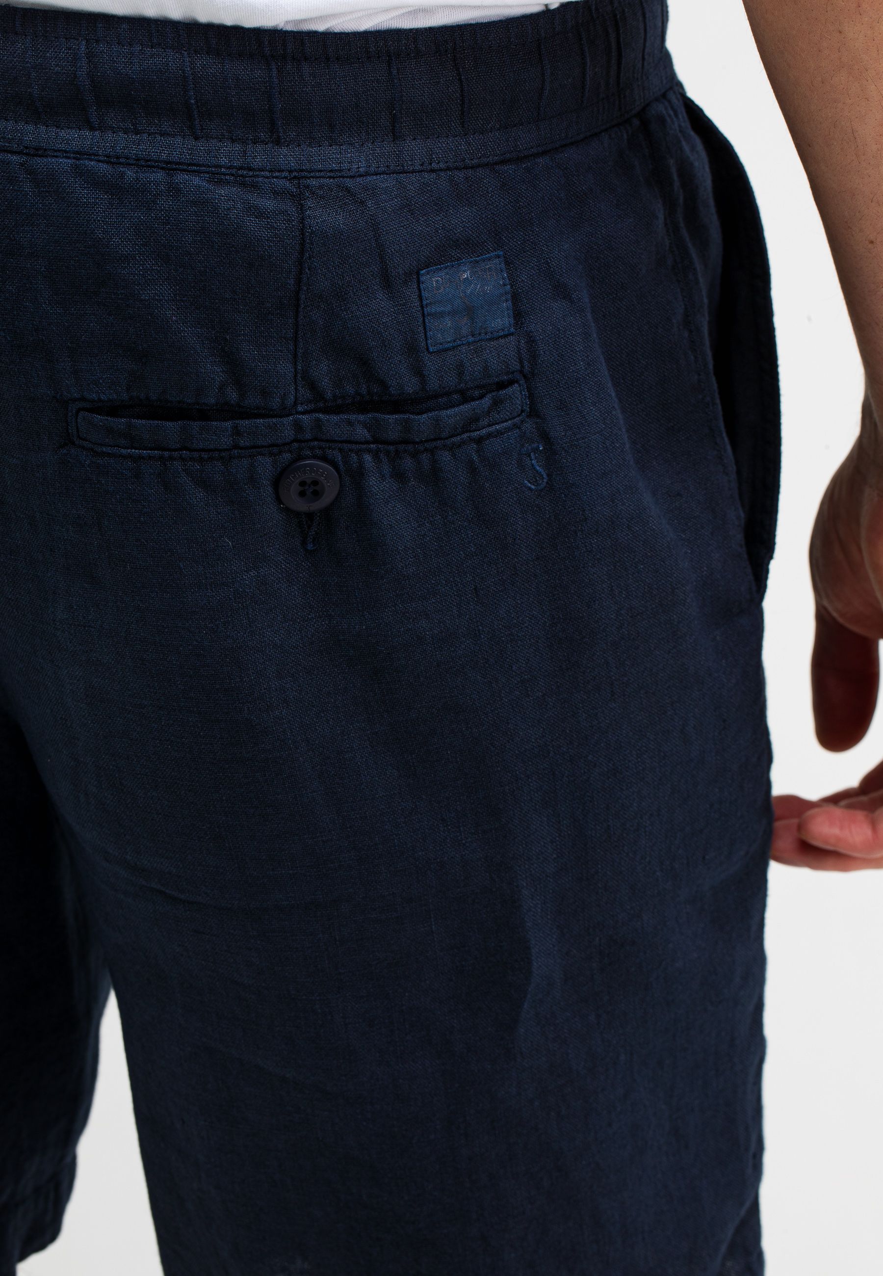 Loner Linen Short