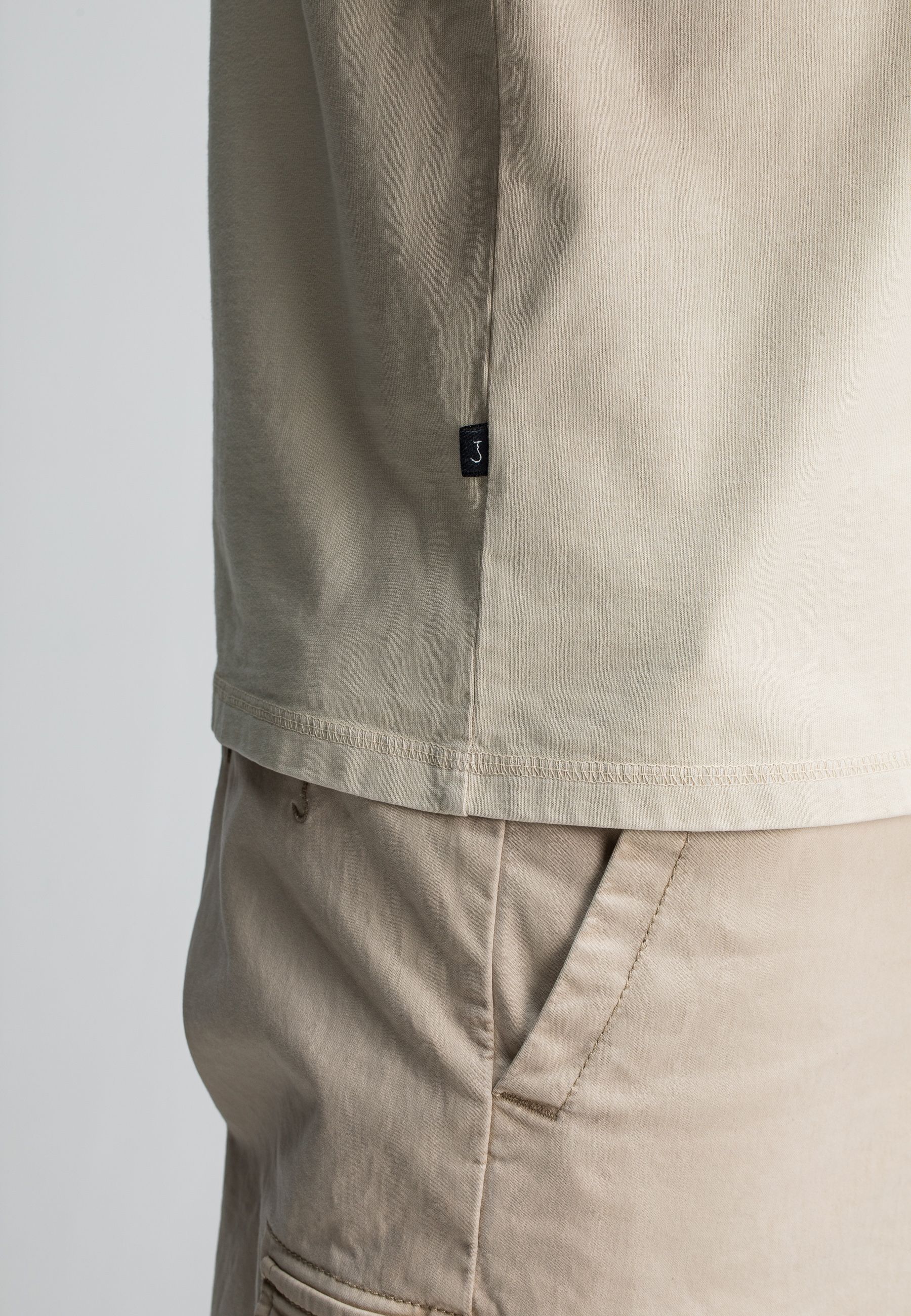 Army Corp Lock Tee