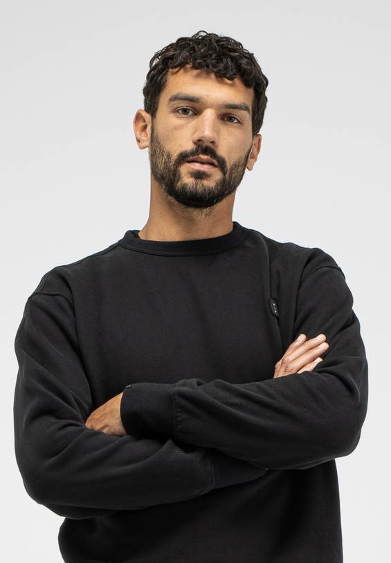 Kuro Loose Crew