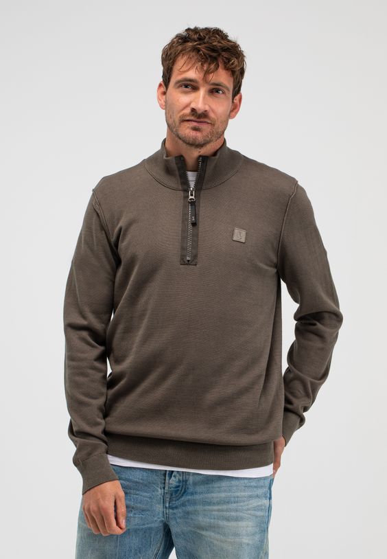 Clifden Co Half Zip